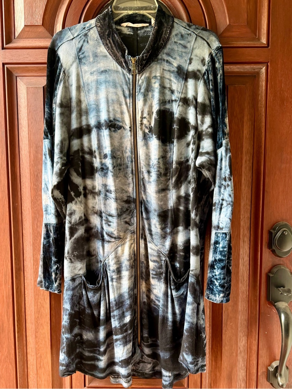 Tie-Dye Velvet trimmed Zip-Front Long Jacket top - Black with Blue